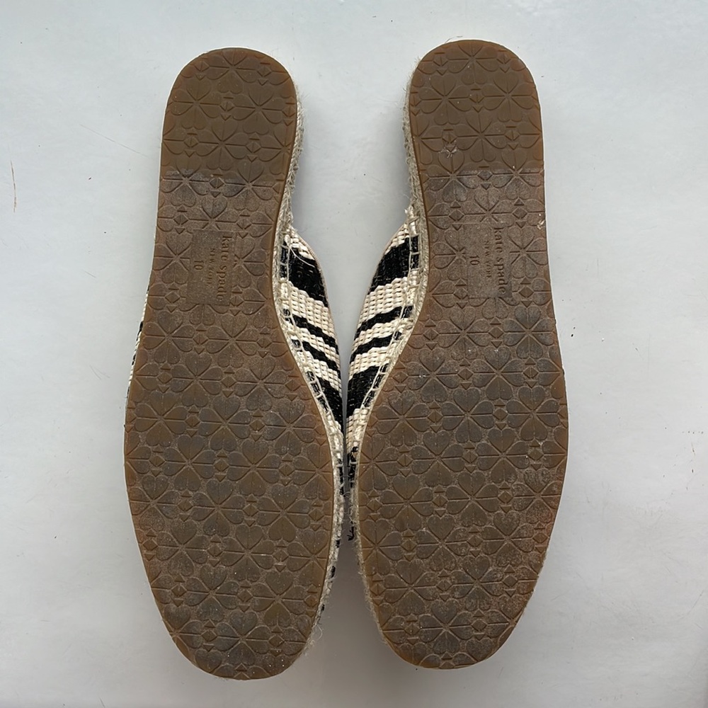 Kate Spade mules with Pom, size 10 - Picture 7 of 7